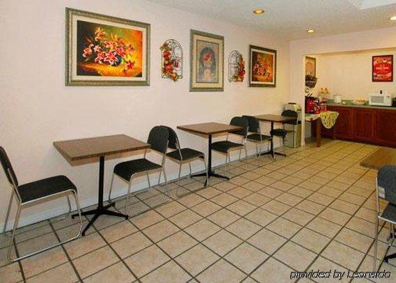 Econo Lodge Pryor Creek Restaurante foto